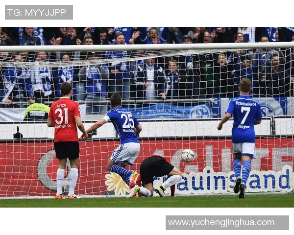 沙尔克04客场遭遇失利，保级形势更加严峻